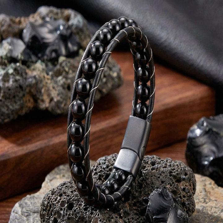 Moncuk Design Parlak Oniks Taşı Örmeli Deri Bileklik 33512B2D8M25