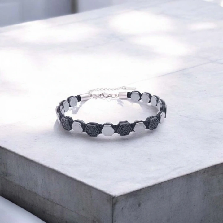 Moncuk Design Zirkon Taşlı Ayarlanabilir Hematit Çelik Bileklik 33512B16D1