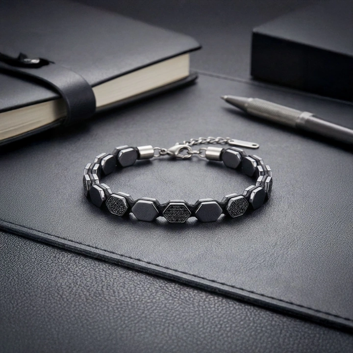 Moncuk Design Zirkon Taşlı Ayarlanabilir Hematit Çelik Bileklik 33512B16D1