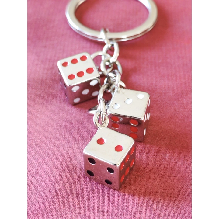 Tavla Zarlarından Metal Anahtarlık