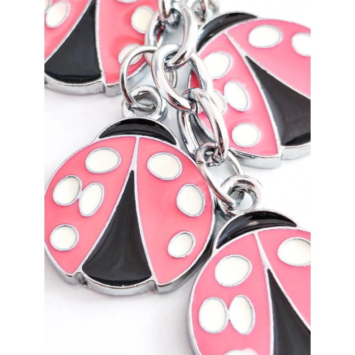 Pembe Uğur Böceklerinden Metal Anahtarlık