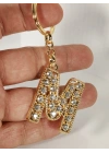 Taşlı M Harfi Gold Metal Anahtarlık – Kişisel Anlam, Işıltılı Zarafet ve Şık Detaylar