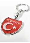 Türkiye Yazılı Ay Yıldız Figürlü Kırmızı Metal Anahtarlık – Sade, Net ve Güçlü Bir Duruş