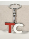 TC Harf Figürlü Kırmızı Beyaz Metal Anahtarlık – Güçlü Kimlik ve Sade Tasarımın Birleşimi