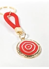 Kırmızı İpli Nazar Boncuğu Detaylı Metal Anahtarlık – Canlı, Dikkat Çekici ve Anlamlı Tasarım