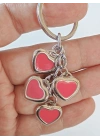Pembe Kalplerden Oluşan Metal Anahtarlık