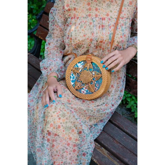 Melisa - Rattan El Yapımı Deri Askı Detaylı Hasır Yuvarlak Omuz Çantası