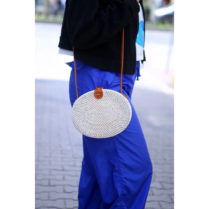 Fiona - Rattan El Yapımı Deri Askılı Hasır Oval Omuz Çantası Ekru