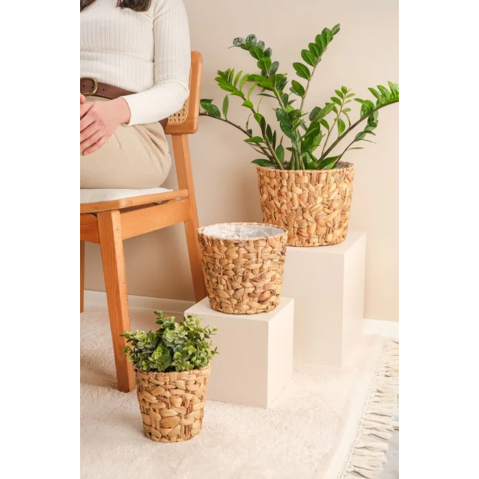 Romy - 3 lü Dekoratif Doğal El Örmesi Kalın Hasır İç Korumalı Saksı Sepet Seti