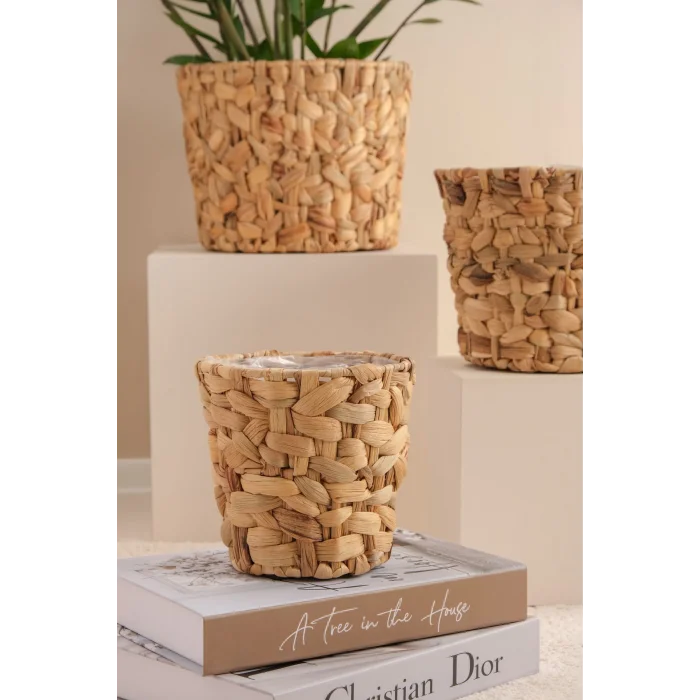 Romy - 3 lü Dekoratif Doğal El Örmesi Kalın Hasır İç Korumalı Saksı Sepet Seti