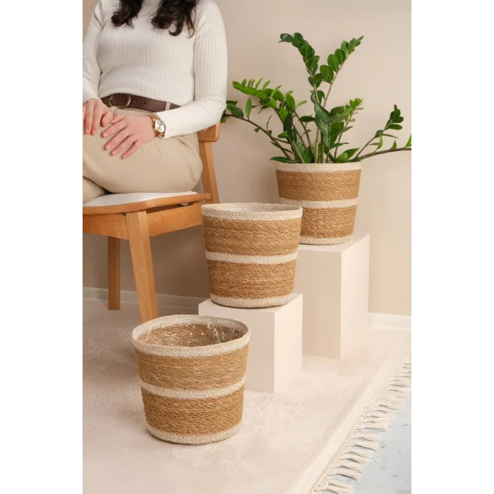 Martina - 3 Adet Dekoratif İç Korumalı Doğal El Örmesi Hasır Saksı Sepet Seti 24 cm