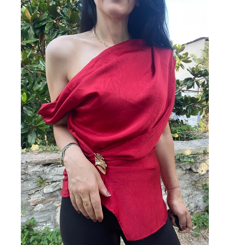 Quzu saten bluz kırmızı