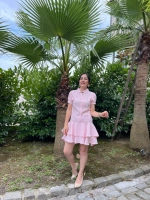 Pembe Volanlı Kısa Elbise