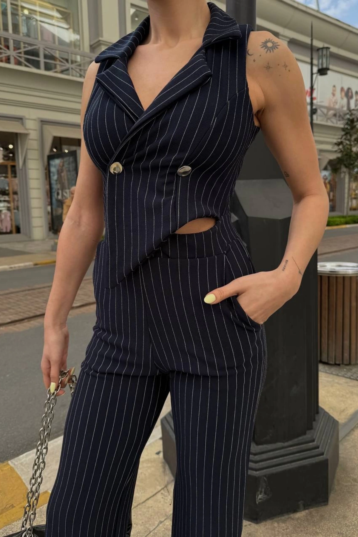 April Ceket Yaka Tulum