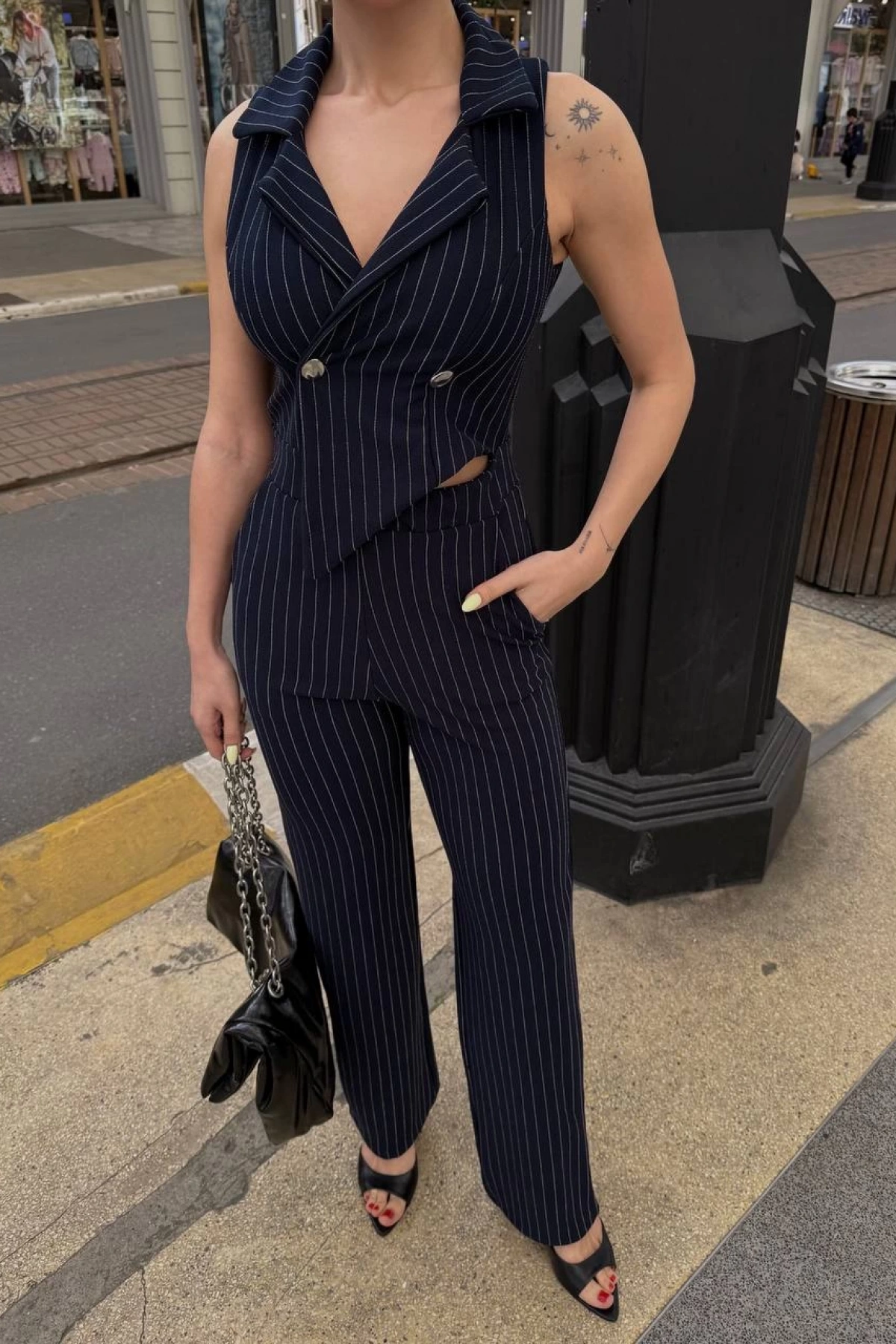 April Ceket Yaka Tulum