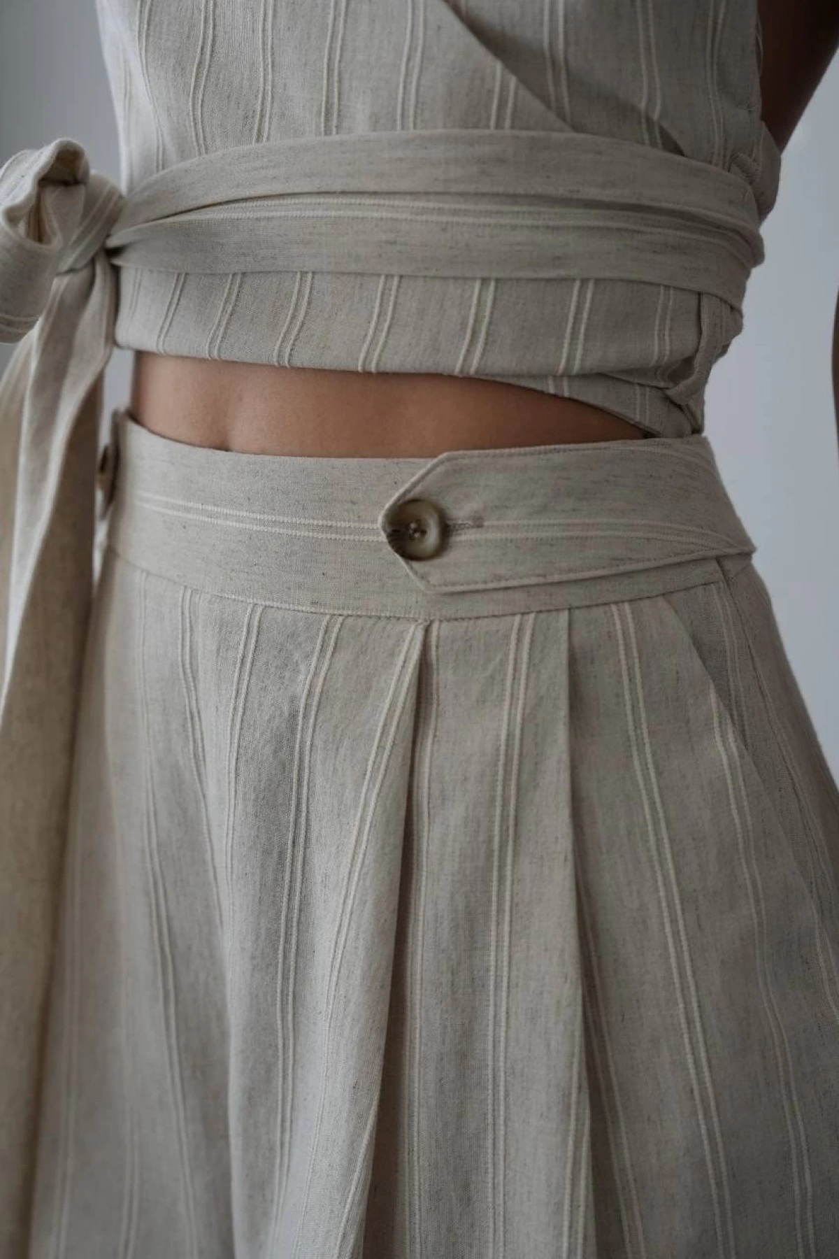 İbbie Keten Şortlu Takım