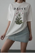 Daisy T-shirt