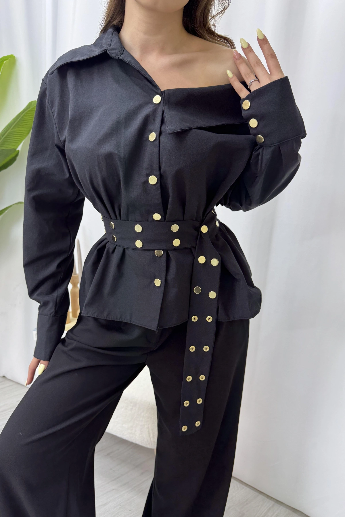 Zoe Çıtçıtlı Gömlek - Siyah