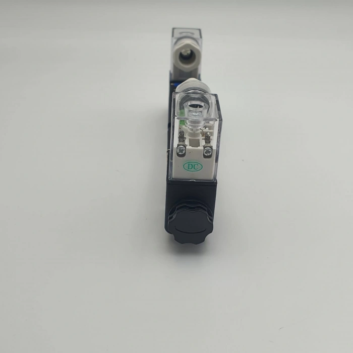 Pnömatik Valf Ventil 4V220-08 1/4 - 5/2 BB 12V/24V/110V/220V