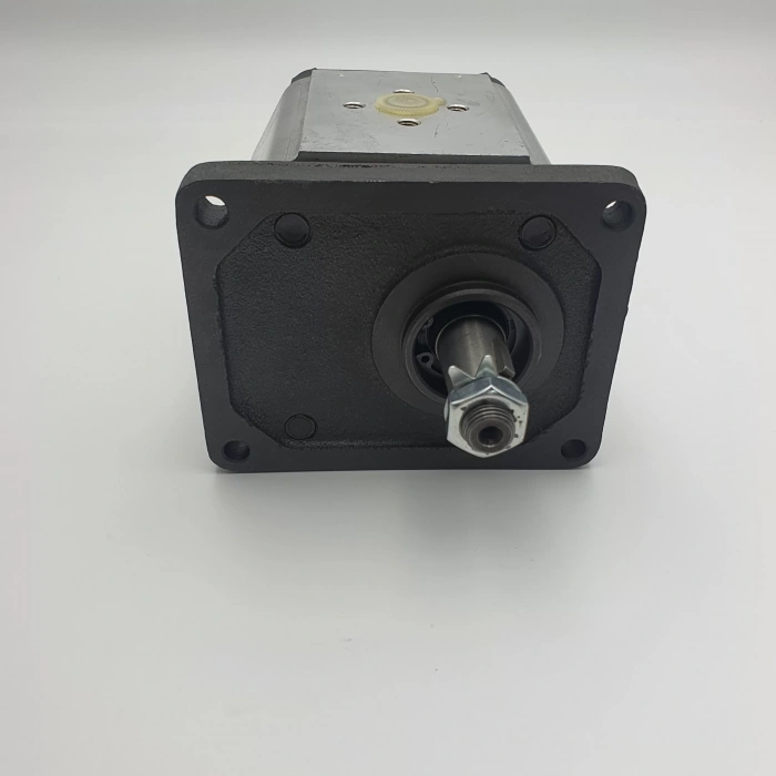 Hidrolik Dişli Pompa Sağ Dönüş C 8.2 Cc - 11.9 Lt