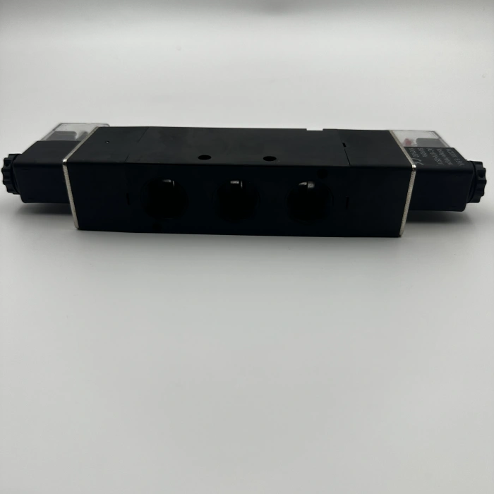 Pnömatik Valf Ventil 4V430-15P 1/2 - 5/3 BY A. M. 12V/24V/110V/220V