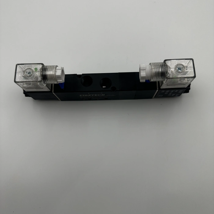 Pnömatik Valf Ventil Geniş Gövde 4V330C-08 1/4 - 5/3 BB K.M. 12V/24V/110V/220V