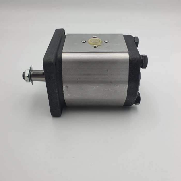 Hidrolik Dişli Pompa Sağ Dönüş C 8.2 Cc - 11.9 Lt