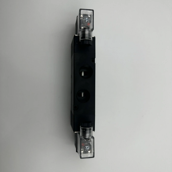 Pnömatik Valf Ventil 4V430-15A 1/2 - 5/3 BB A.M. 12V/24V/110V/220V