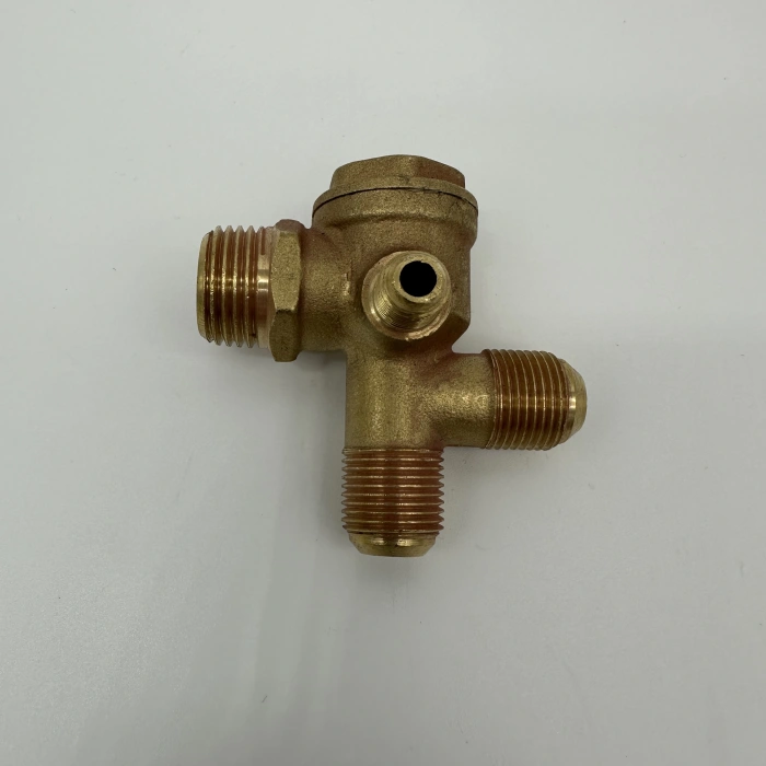 Sessiz Yağsız Kompresör Çekvalfi Çift Girişli 1/2 - 3/8 - M10x1