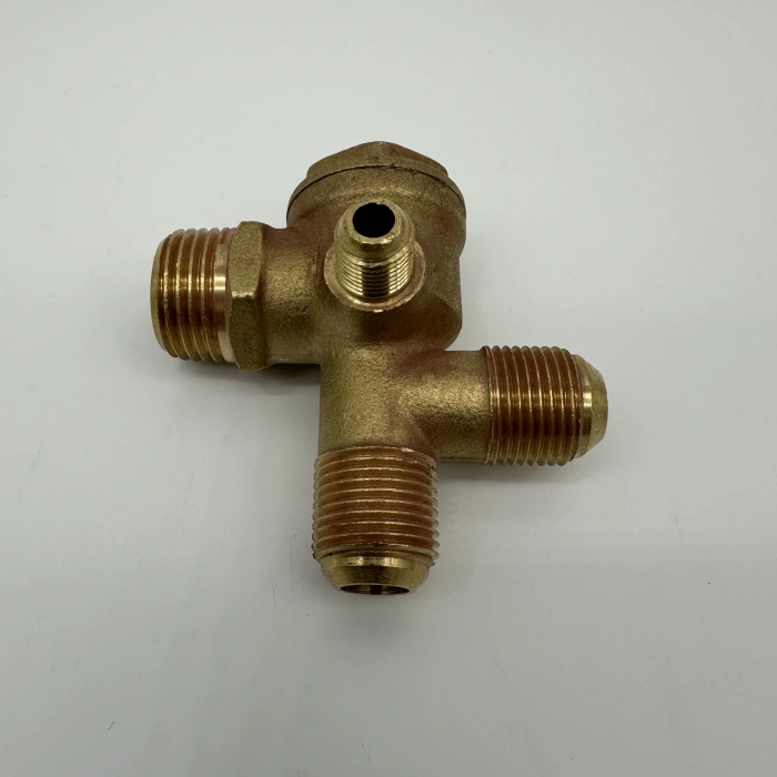 Sessiz Yağsız Kompresör Çekvalfi Çift Girişli 1/2 - 3/8 - M10x1