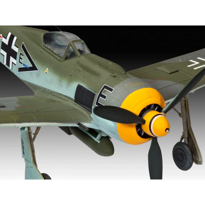 Revell 03898 1/72 Focke Wulf Fw190 F-8