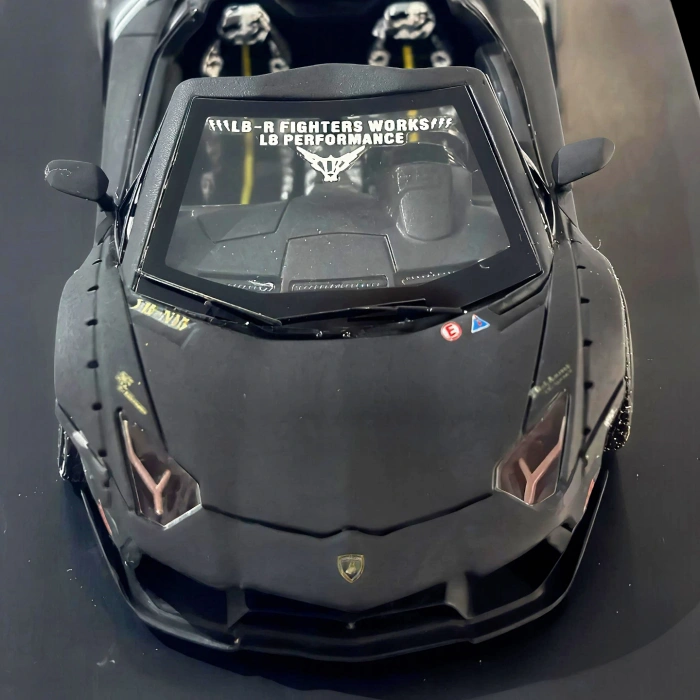 Liberty Walk 1/64 Lamborghini LB 700 (116/500) Limited Edition