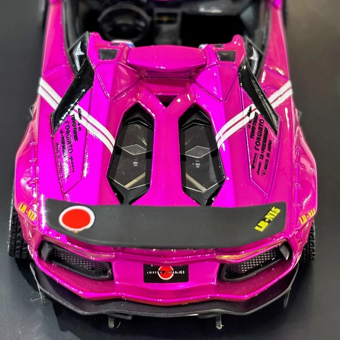 Liberty Walk 1/64 Lamborghini LB 700 (375/500) Limited Edition