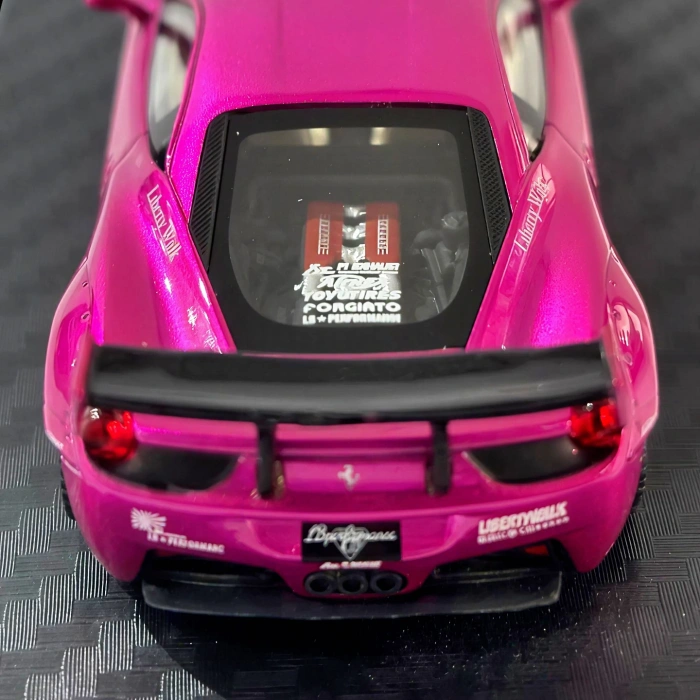 Scale Box 1/64 Ferrari 458 Italia