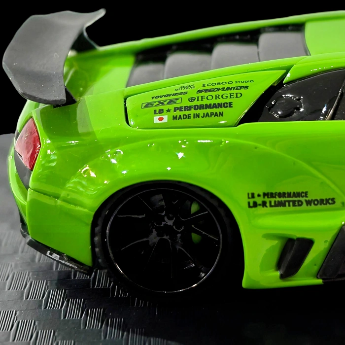 Scale Box 1/64 Lamborghini Gallardo