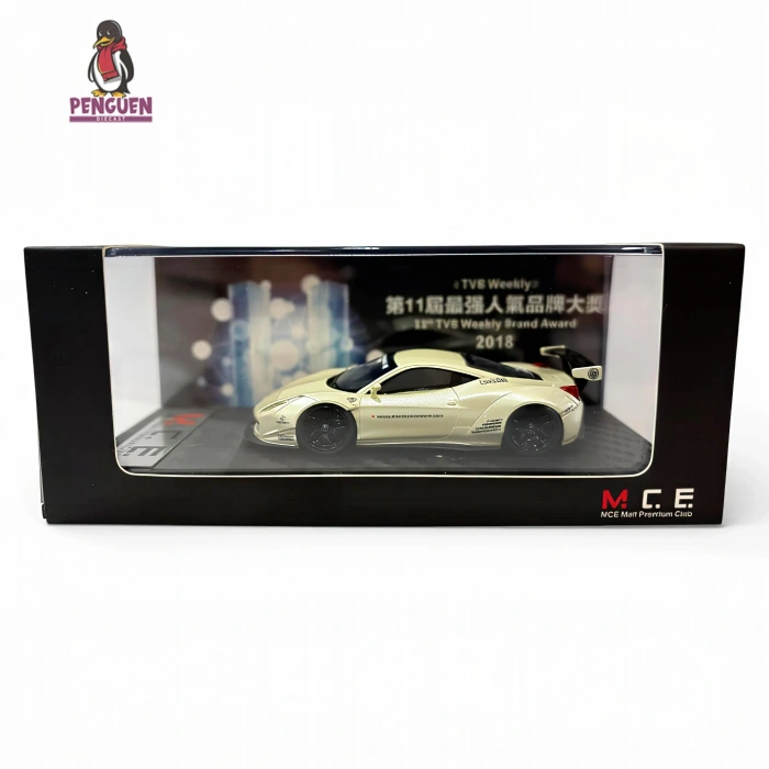 M. C. E. 1/64 Ferrari 458 Italia