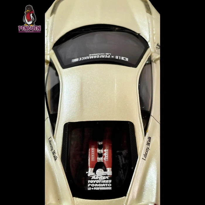 M. C. E. 1/64 Ferrari 458 Italia