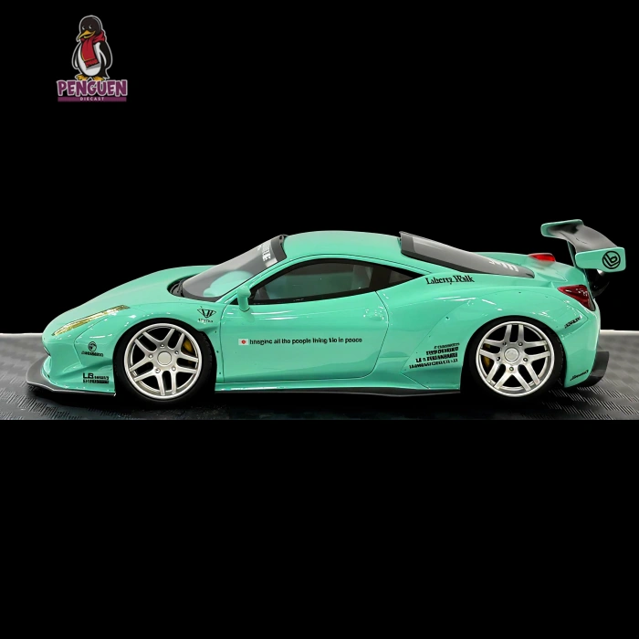 M. C. E. 1/64 Ferrari 458 Italia