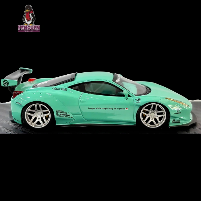 M. C. E. 1/64 Ferrari 458 Italia