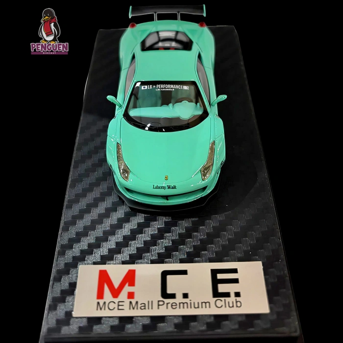 M. C. E. 1/64 Ferrari 458 Italia
