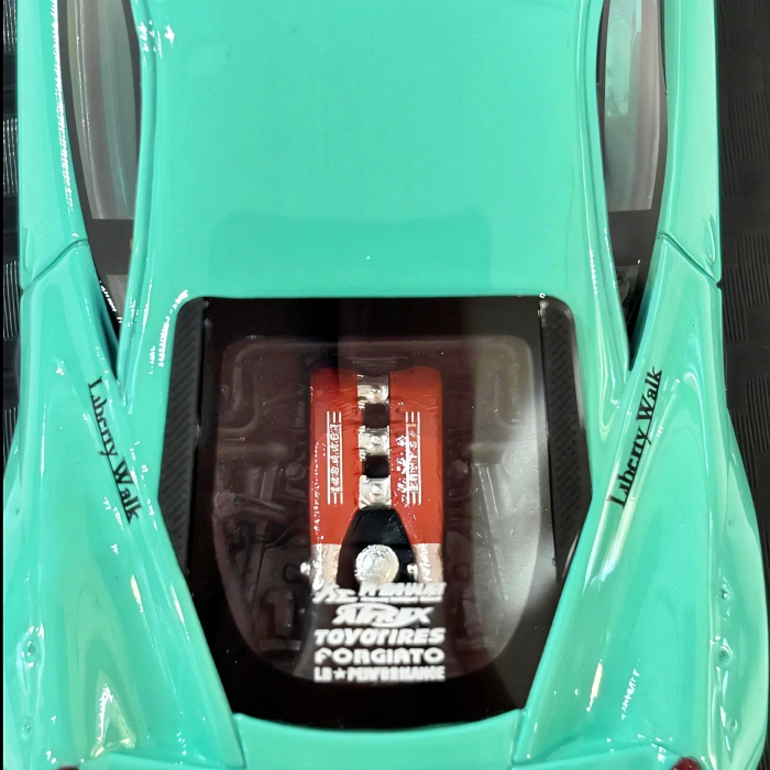 M. C. E. 1/64 Ferrari 458 Italia