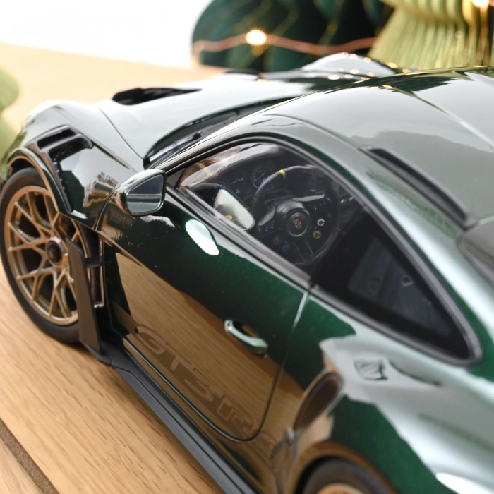 Norev 127532 1/12 Porsche 911 GT3 RS 2022 Jetgreen Metallic And Black