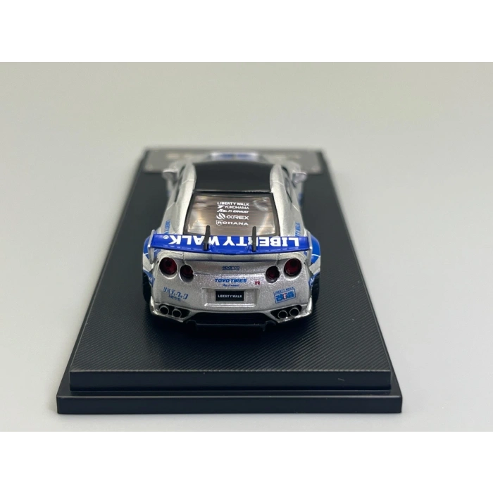E.T Model 1/64 Nissan GT-R R35 Brians 2F2F Skyline LB Liberty Walk Livery
