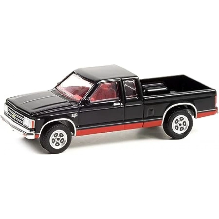 GreenLight 1/64 Chevrolet S-10 Maxi-Cab