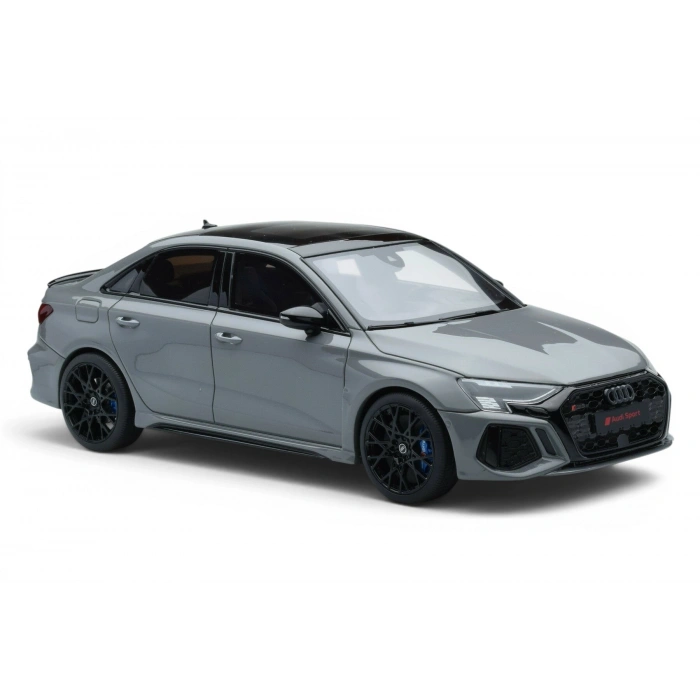 Gt Spirit GT885 1/18 Audi RS 3 Sedan Performance Edition 2022