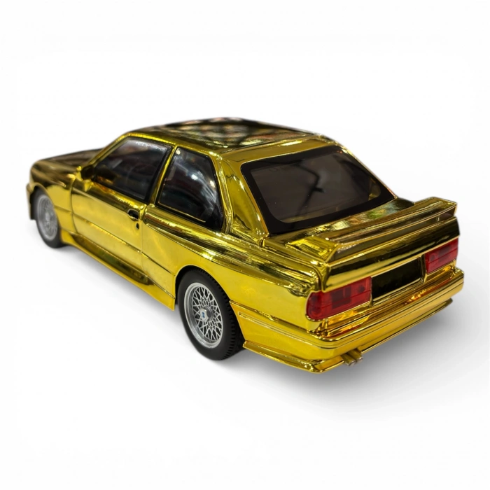 Hobbiez World 1/24 BMW E30 M3 - Gold
