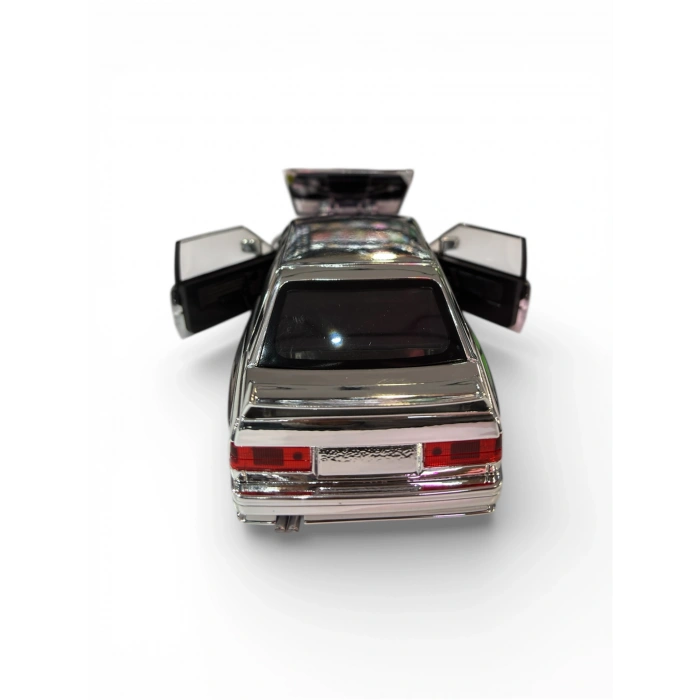 Hobbiez World 1/24 BMW E30 M3 - Silver
