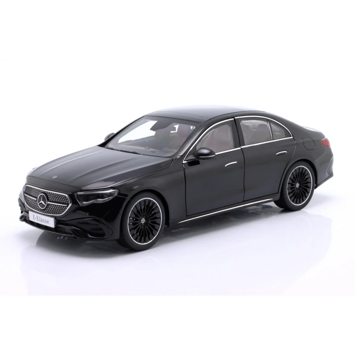 İScale 1800601 1/18 Mercedes-Benz E Class (W214) 2023 Black