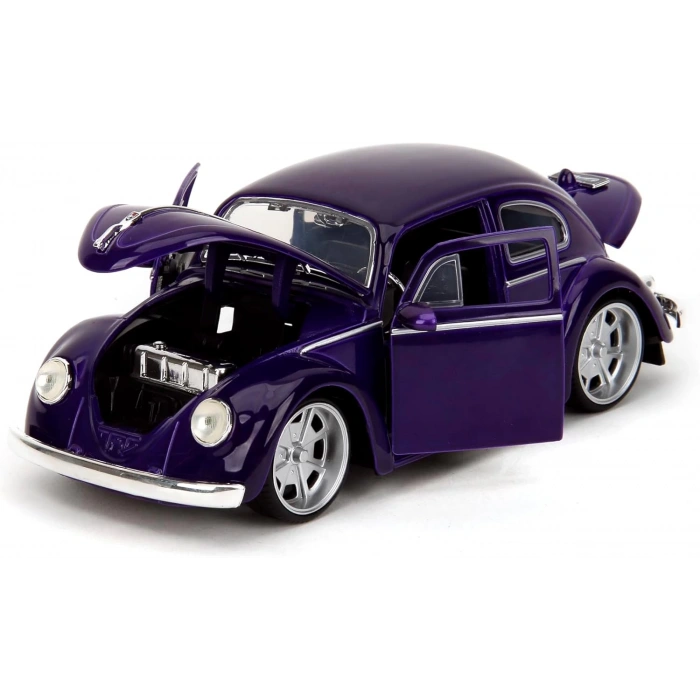Jada 1/24 Wednesday 1972 VW Beetle with Wednesday & Thing Figures