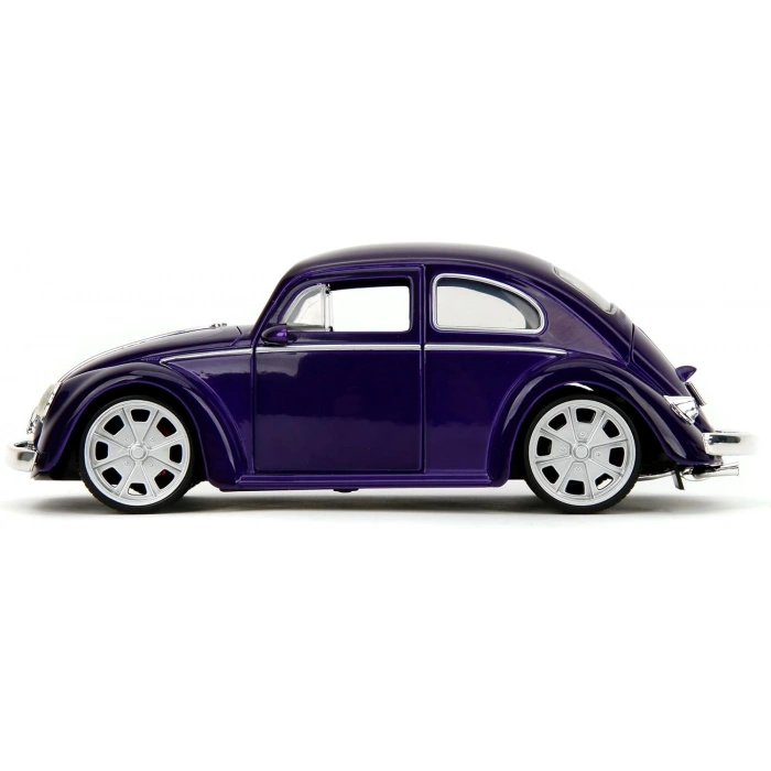 Jada 1/24 Wednesday 1972 VW Beetle with Wednesday & Thing Figures